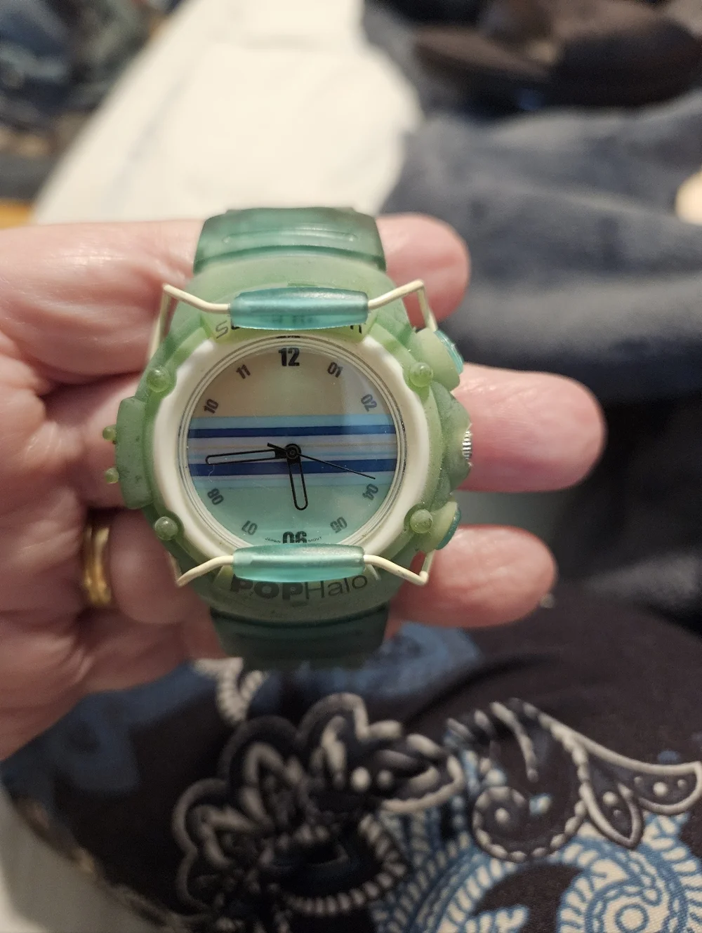 Green Sport Watch - Casual Analog Wearable